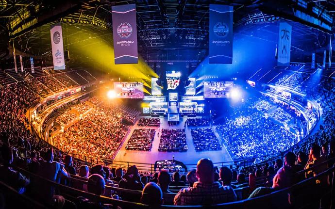 纵观历史 纵观历史