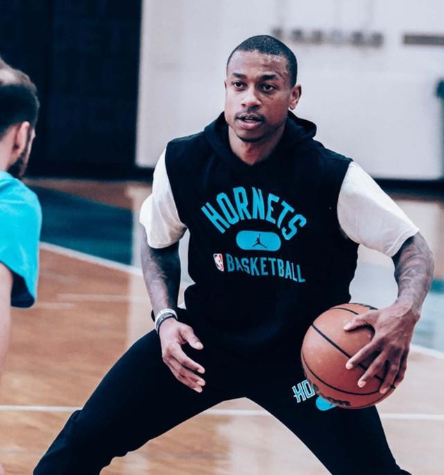 推向转会市 推向转会市