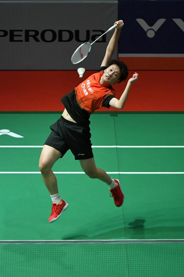 不愿轻易放 不愿轻易放